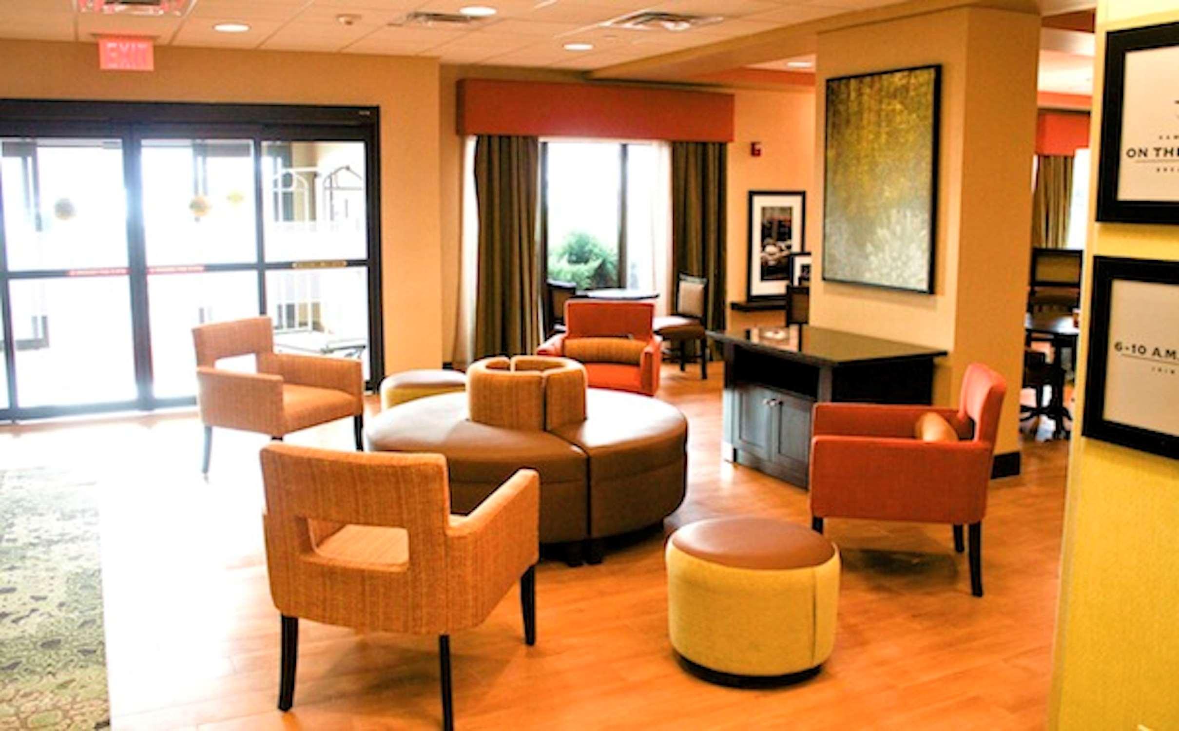 Hampton Inn Nanuet Buitenkant foto