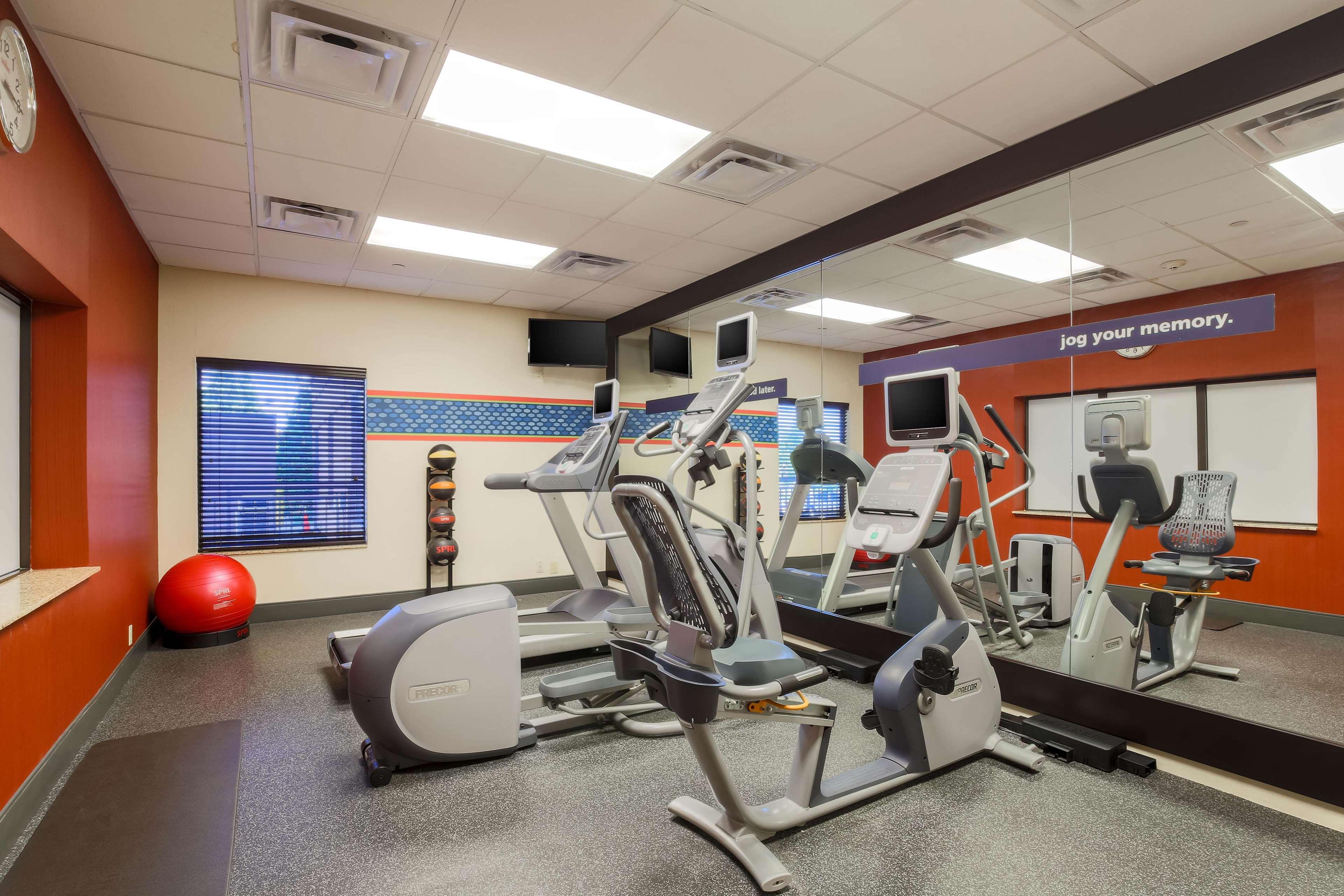 Hampton Inn Nanuet Buitenkant foto