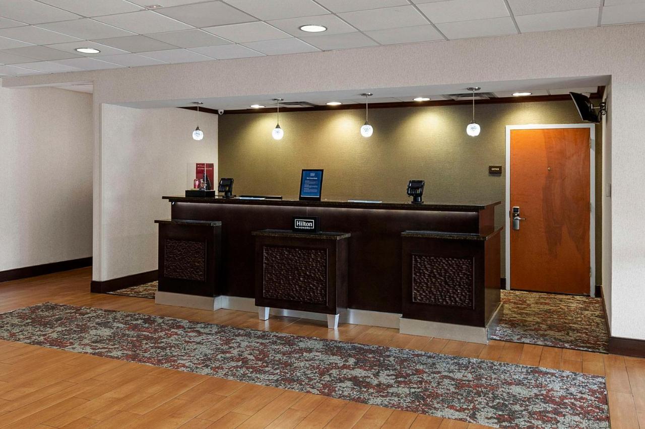 Hampton Inn Nanuet Buitenkant foto